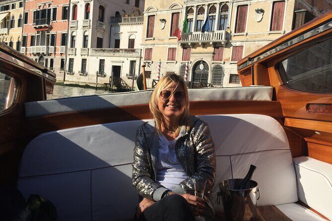Private Departure,Transfer: Venice Cruise Terminal to Marco Polo Airport - Where the Greeter Meets You at the Cruise Terminal