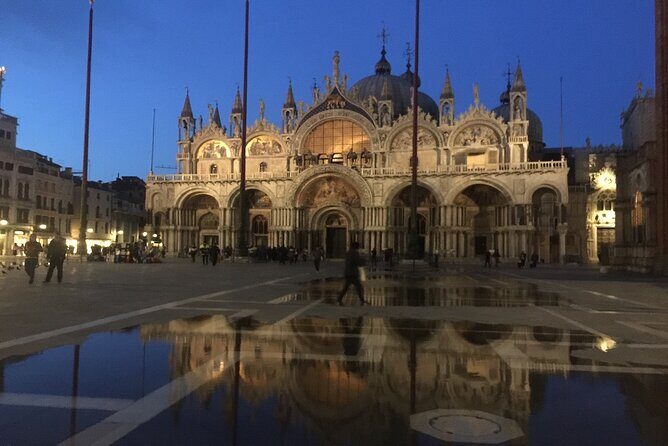 Private Doge's Palace & St Mark's Basilica After Hours Night Tour - Doge’s Palace at night: power rooms and the shadowy parts