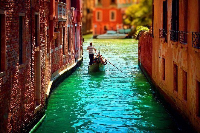 Private Gondola Serenade with Music - Price and value: is the private music gondola worth $289.91 per person?