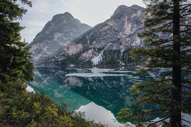 Private Guided Tour in the Dolomites from Venice - Lake Auronzo di Cadore: glacier-made water and a short shoreline reset