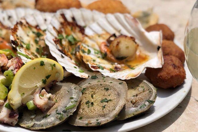 Private One Day Tour of Venice! - Rialto lunch: cicchetti and wine without the tourist trap