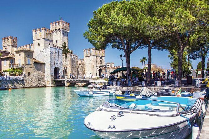 Private Romantic Motorboat Tour From Sirmione - What the skipper experience is really like