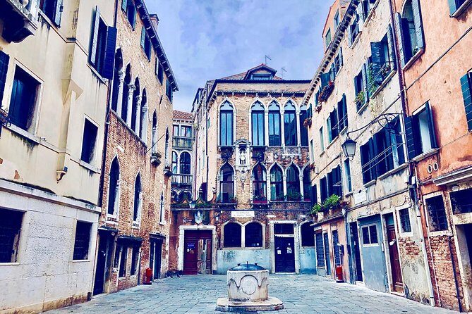 Private Tour: Venice Art and Architecture Walking Tour - Price and value: is $343.17 per person money well spent?