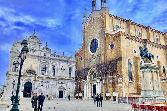 Private Tour: Venice Art and Architecture Walking Tour - Santa Maria dei Miracoli and the joy of a restored facade