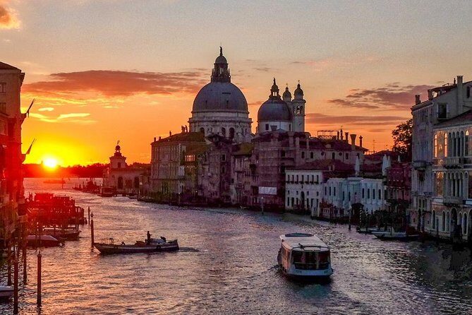 Private Tour: Venice Grand Canal Evening Boat Tour - Meeting at Alilaguna & Bucintoro Viaggi: How to Avoid the Dock Chaos