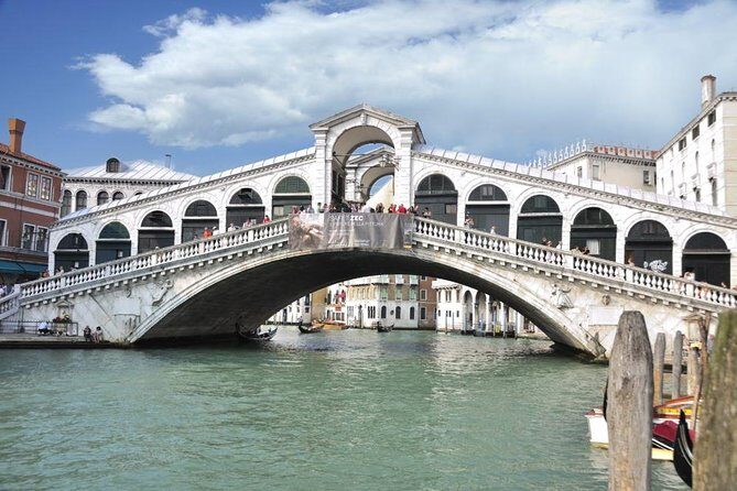 Private Tour: Venice Rialto Market, San Polo and Frari Church Walking Tour - Price and value for a private group (plus ticket costs)