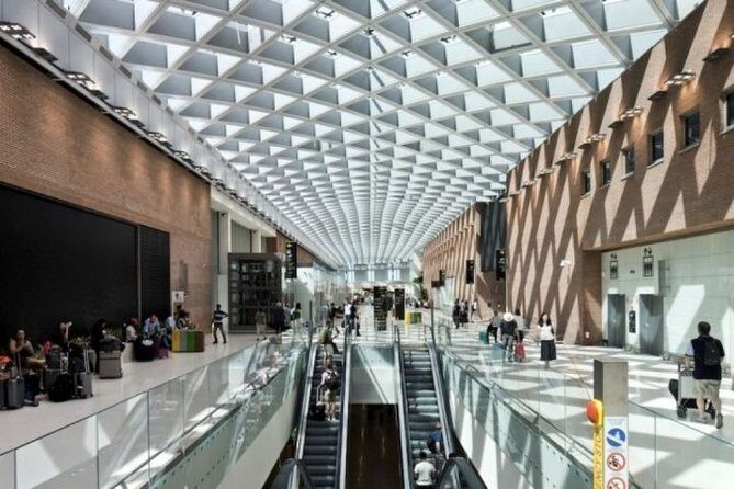 Private transfer, chauffeur service, from Venice Marco Polo airport to Padua - The Problem This Transfer Solves in One Step