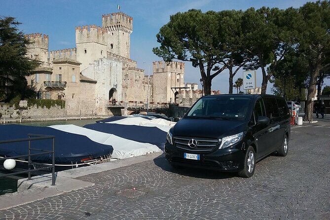 Private Transfer to Verona - Inside the Vehicle: AC, WiFi, and Space for Up to 8