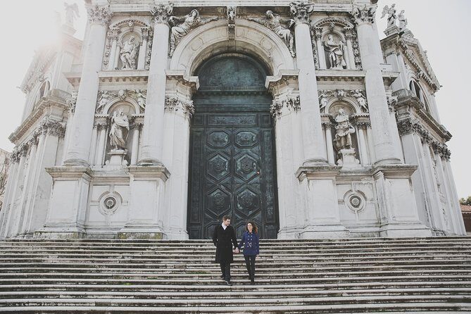 Private Vacation Photography Session with Local Photographer in Venice - Pricing and value for groups up to 6