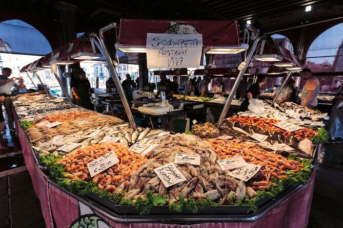 Private Venice Food Tour with Rialto Market Visit - Al Mercà: a locals’ bacaro aperitif moment