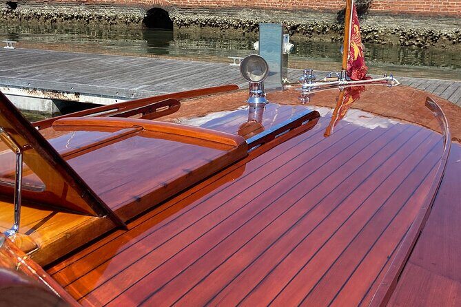 Private Venice Lagoon Boat Tour (7 hours) - Burano: Colorful Houses, Real Island Culture, and No Hurry