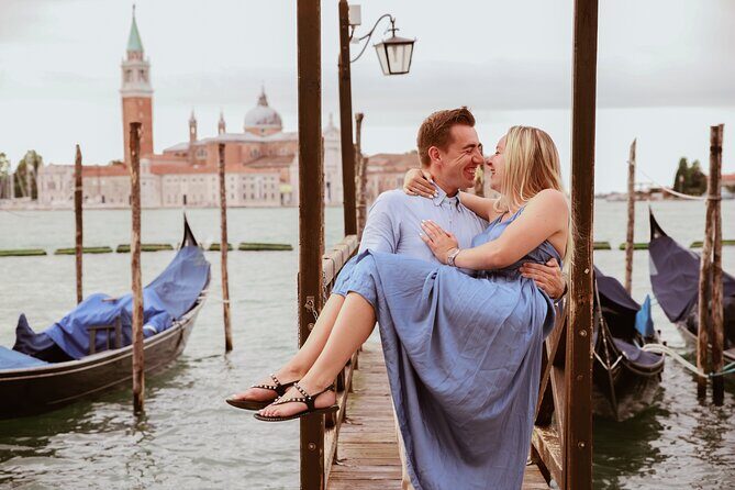 Private Walking and Photography Tour in Venice - Piazza San Marco: From Famous Landmarks to Authentic Portrait Frames