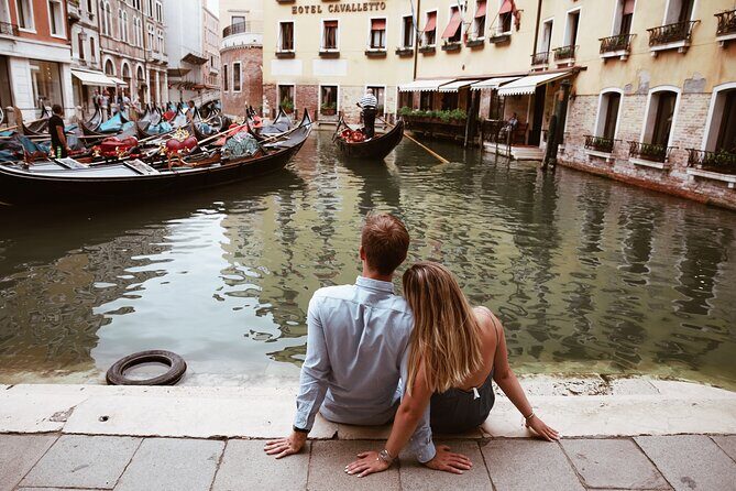Private Walking and Photography Tour in Venice - Ponte dell’Accademia: The Wide Venice View Finish