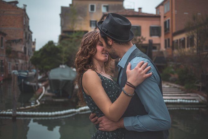 Professional Photographer in Venice, Italy - Price and Value: How $299.28 for Up to Two Adds Up