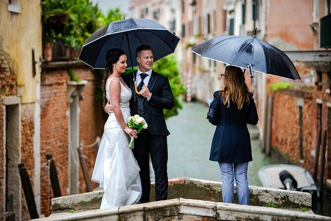 Professional Photoshoot in Venice - Weather, crowds, and Venice access fees: small planning points that matter