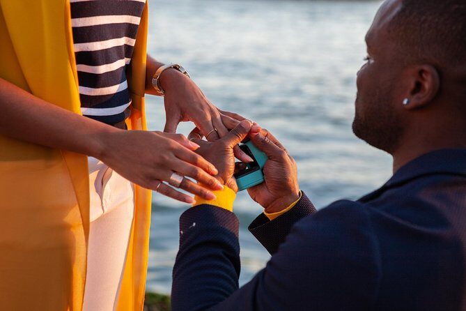 Proposal Photographer in Venice - A One-Hour Proposal Photo Session That Actually Fits Venice