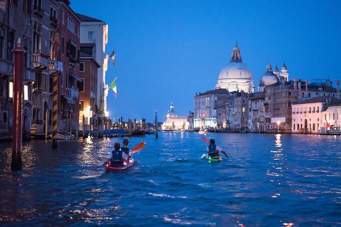Real Venetian Kayak - Tour of Venice Canals with a Local Guide - Entering Venice’s Small Canals: The Route That Feels Like a Secret