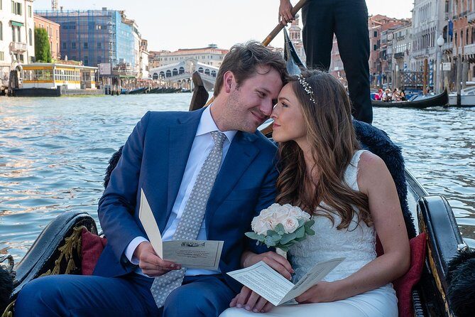 Renew your wedding vows on a romantic gondola - Why a gondola vow renewal fits Venice so well