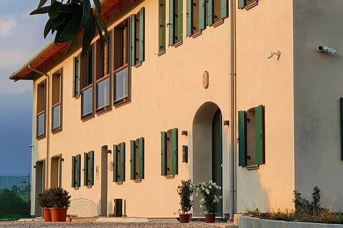 Romantic Evening Tasting with the Best Prosecco - Who should book this Prosecco tasting?