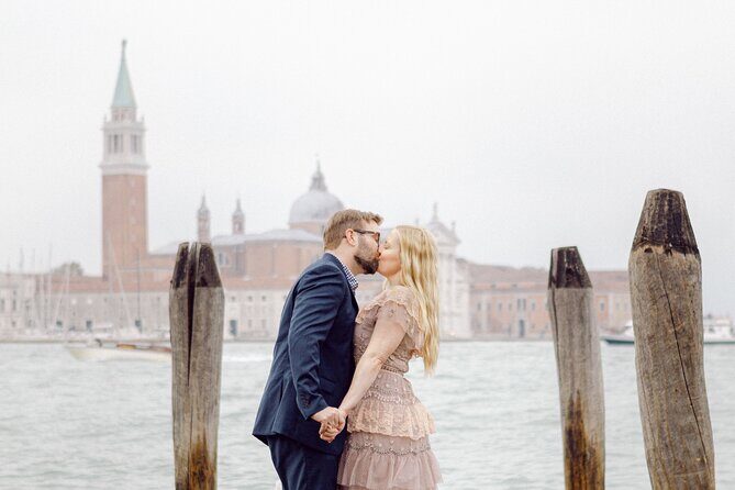 Romantic Photoshoot in Venice - Timing, Location Crowds, and the 1–2 Hour Reality