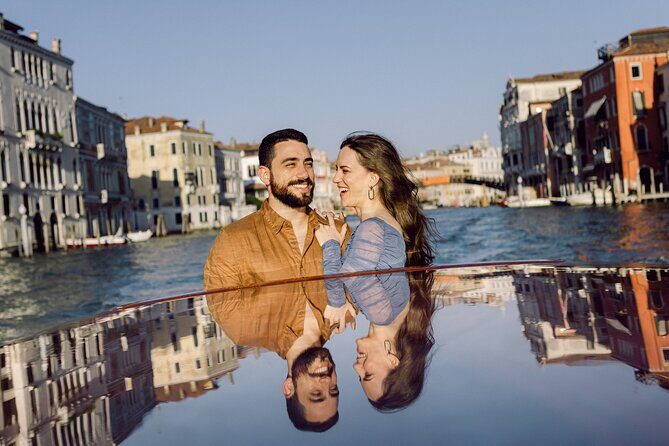 Romantic Photoshoot in Venice - St. Mark’s Square: A Winning Start for Romantic Photos