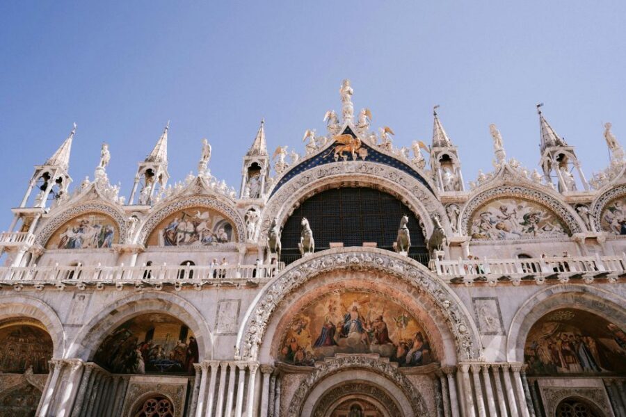 Saint Mark Basilica Priority Access & Audio Guide Option - Weather, high tide, and the practical realities
