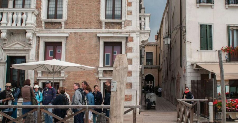 Secret Venice & Gondola Tour - Why Secret Venice Feels Smarter Than the Usual San Marco Walk