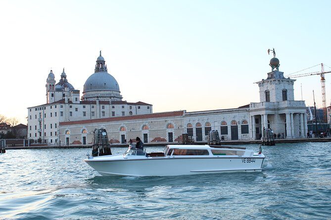 Shared Departure Transfer: Venice Hotels to Venice Train or Bus Station - Pickup timing in Venice: the 2–4 hour early plan