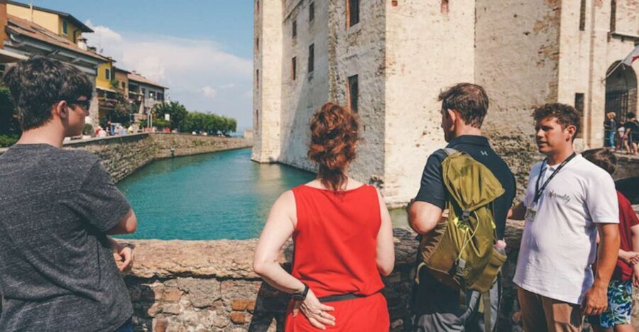 Sirmione: Lake Garda Boat, Grotte di Catullo & Walking Tour - The Lake Garda boat cruise: the Sirmione Peninsula from the best seat