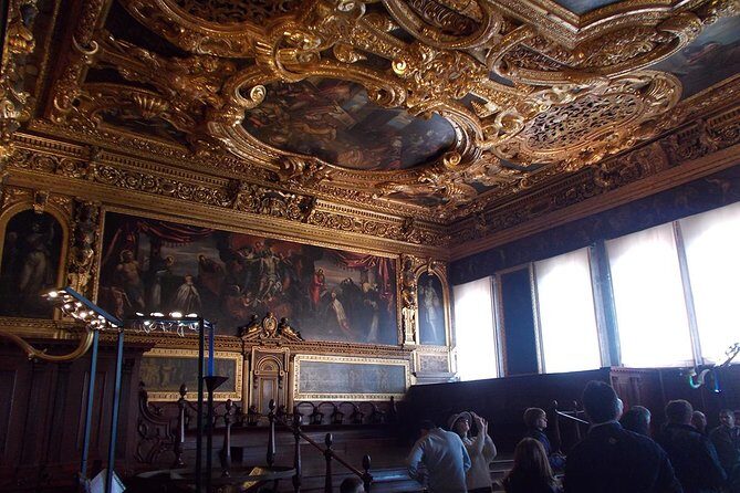 Skip the Line: Doge's Palace Guided Tour in Venice - The Bridge of Sighs and the Prison Reality Check