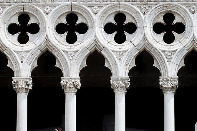 Skip the Line: Doge's Palace Guided Tour in Venice - Price and Value: Is $71.89 a Good Deal?