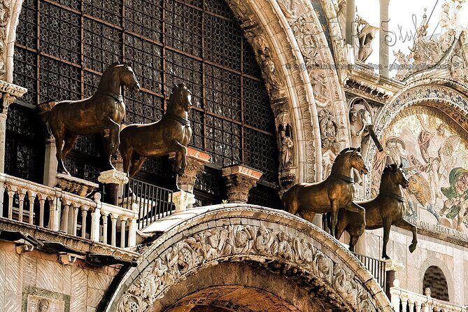 Skip the Line St Mark’s Basilica and Doge’s Palace Exclusive Tour - Doge’s Palace: power rooms, Renaissance art, and Venice’s political story