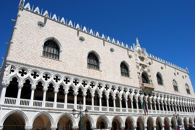Skip the Line Venice Doge's Palace and St. Mark's Basilica Tour - How the Guide Shapes Your Experience (Denise, Rebecca, Elisa, Donata, Katerina)