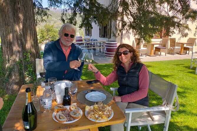 Small Group Prosecco Experience from Venice - Boutique Winery - Light lunch with salami and cheese (and why that pairing helps)