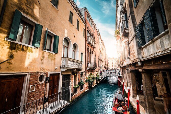 Small Group Tour to Venice departing from Abano Terme - Stop 3: San Polo’s relaxed pace and bacari taverns