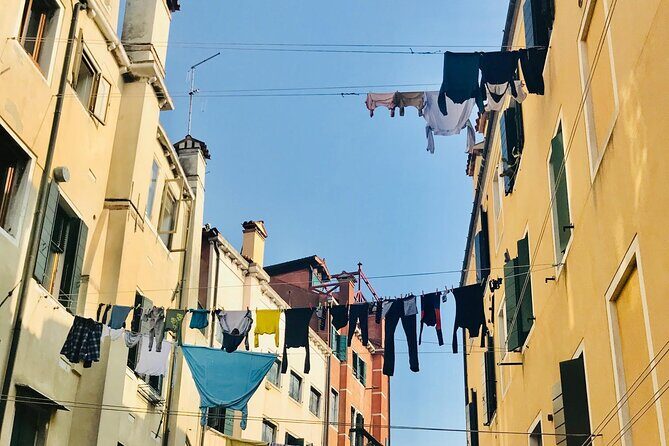 Small-Group Walking Tour of the Jewish Ghetto in Venice - Your guide: local training, careful storytelling, and room for questions
