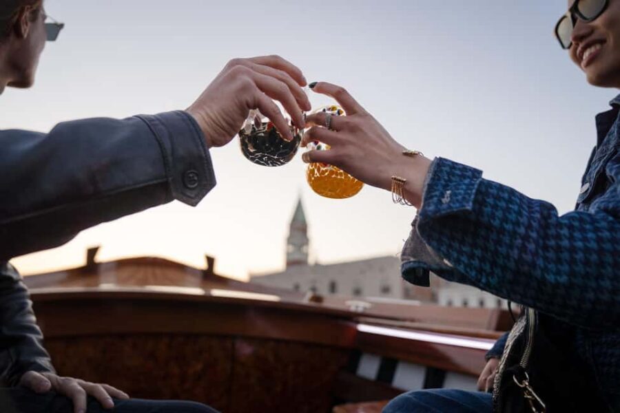 Sunset Serenity Cruise in the Venice Lagoon - The prosecco/champagne moment: a small luxury that changes the feel