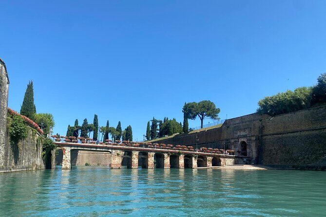 Sup experience with a ride to Peschiera del Garda Lake Garda - Peschiera del Garda From the Water: Why This Route Works