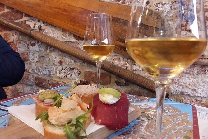 Tapas & Wines through secret Venice - How a cichetti-and-wine crawl actually works