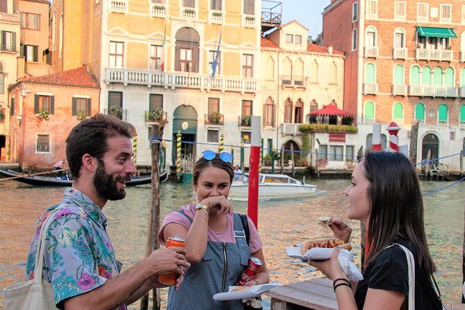 Tapas & Wines through secret Venice - Frari Basilica: a quick taste of Venetian art and monuments