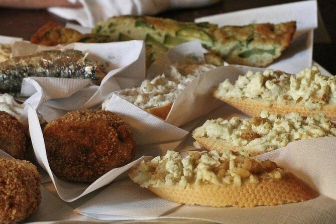 Tapas & Wines through secret Venice - Scuola Grande di San Rocco: Tintoretto in a short stop