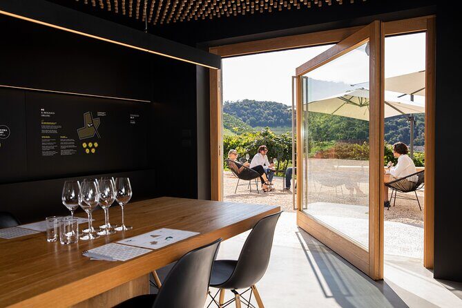 Tasting Prosecco with appetizers - The 45-Minute Plan: What You Really Get