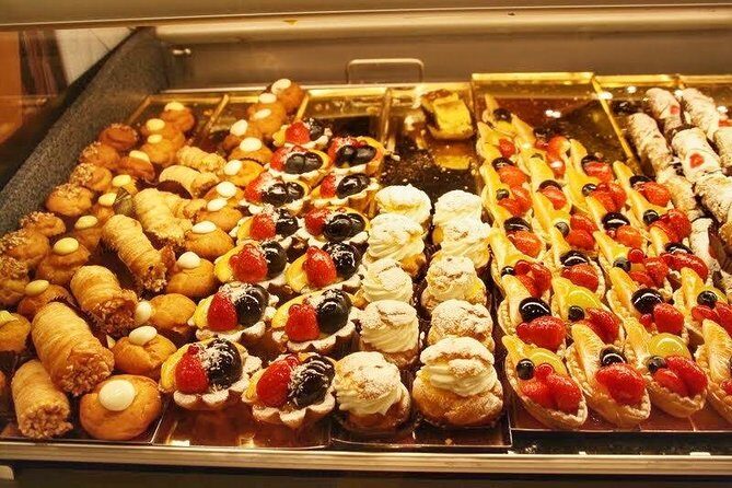 Tasty Street Food Tour of Venice City Center with Cicchetti & Local Specialties - Stop 1: Ponte di Rialto—start where Venice food energy lives