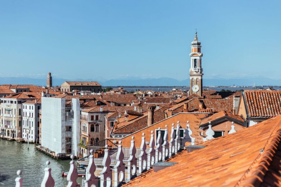 The Best of Venice: Family-Friendly Private Tour - Pastry tasting at a local workshop-style shop
