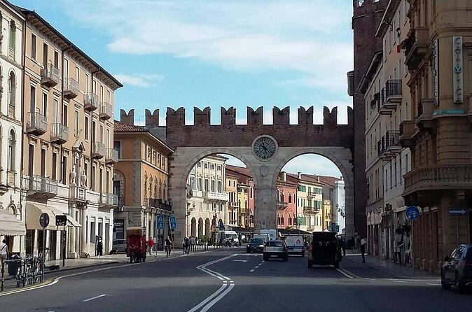 The city of Romeo and Juliet: A self-guided audio tour through Verona - Juliet’s House and Romeo’s House: what to watch for beyond the names