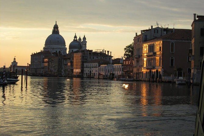 The Heart of Venice: A Self-Guided Audio Tour - Carlo Goldoni’s theatre and the opera connection at La Fenice