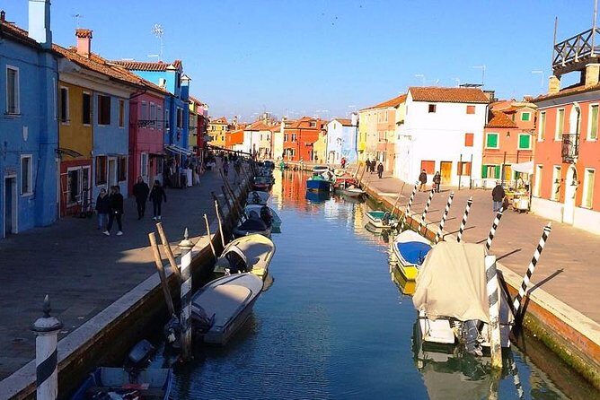 The Secret Corners of Burano - The Church Stop: Side Door Entry and a 1500s–1600s Backstory