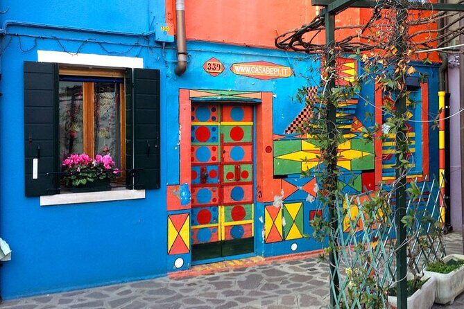 The Secret Corners of Burano - Burano Lace and the Live Demonstration: Why It Matters