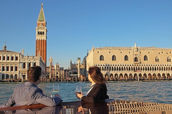 The Secrets of the Grand Canal - Special Private Boat Tour - Markets, art, and trading palaces: Rialto to Ca Pesaro and beyond