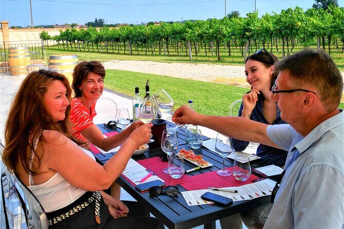 Tour in the Prosecco Hills Tour from Padua - Valdobbiadene and the Prosecco Road: vines, towns, and time to look